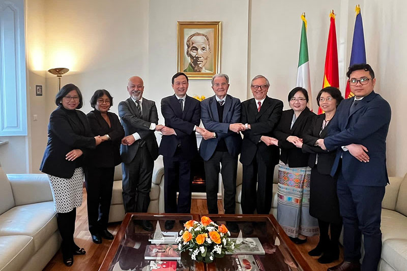 Ambassador Hmway Hmway Khyne participated in the 71st Ambassadors’ Meeting and Working Luncheon of the ASEAN Committee in Rome (ACR)