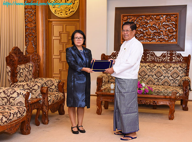 UNHCR Representative to Myanmar presents her Credentials to the Union Minister for Foreign Affairs