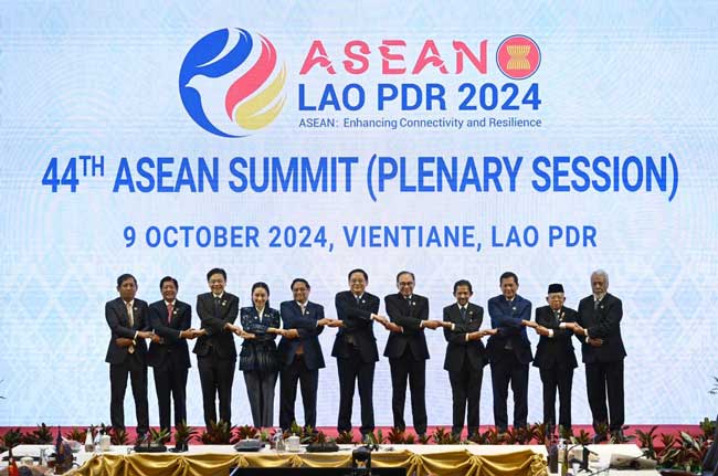 Permanent Secretary of the Ministry of Foreign Affairs attends the 44th and 45th ASEAN Summits and Related Meetings