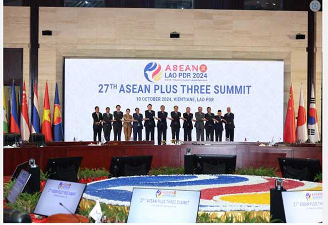 Permanent Secretary of the Ministry of Foreign Affairs attends the 27th ASEAN Plus Three Summit and Related Summits