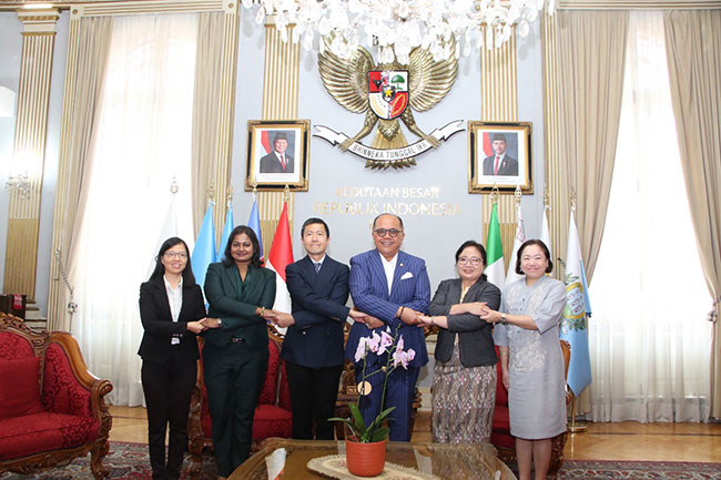 Ambassador Hmway Hmway Khyne attended a luncheon hosted by the Indonesian Embassy