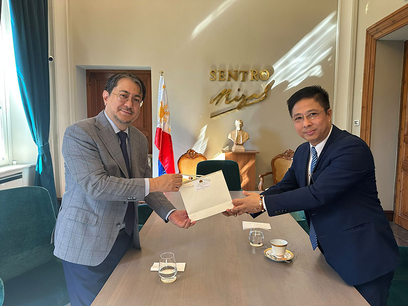 မြန်မာသံအမတ်ကြီး ဦးဇော်ဦး အီတလီနိုင်ငံဆိုင်ရာ ဖိလစ်ပိုင်သံအမတ်ကြီးနှင့် ဗီယက်နမ် သံအမတ်ကြီးတို့အား သီးခြားစီသွားရောက်တွေ့ဆုံ